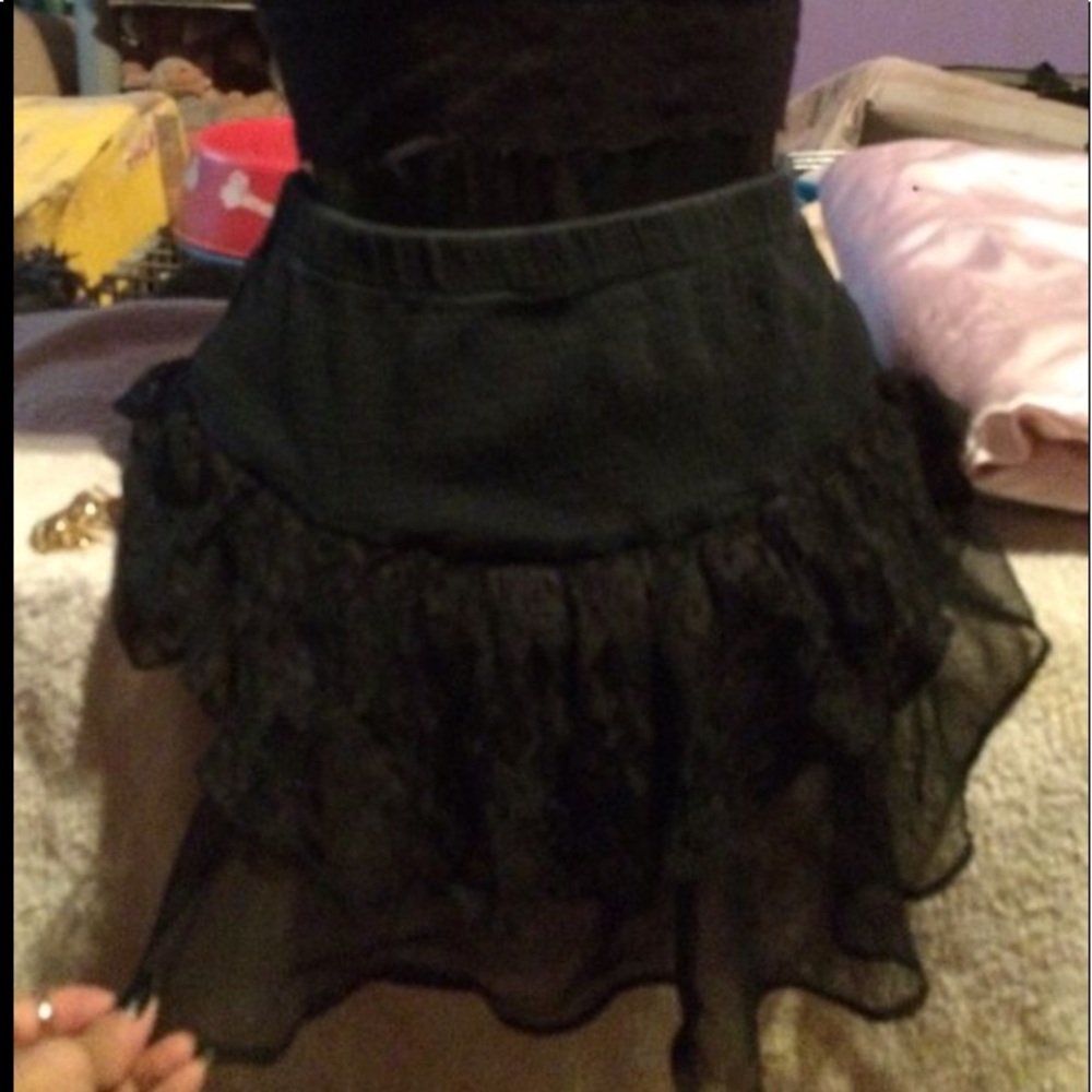 Super Cute!!Black mini skirt